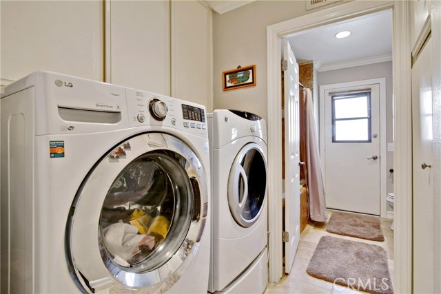 Convenient laundry area just off the 2nd bathroom