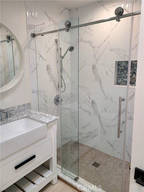 Detail Gallery Image 11 of 29 For 830 Ponderosa St, Orange,  CA 92866 - 2 Beds | 2 Baths