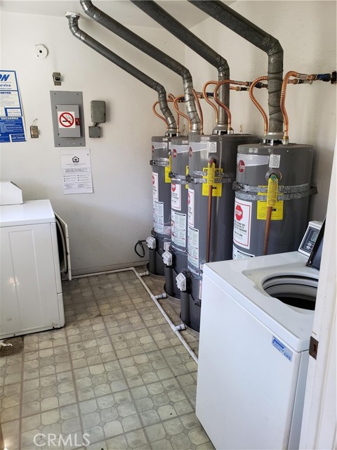 Detail Gallery Image 10 of 12 For 358 W 17th, San Pedro,  CA 90731 - – Beds | – Baths