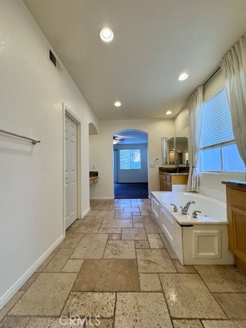 Detail Gallery Image 28 of 53 For 45632 Corte Royal, Temecula,  CA 92592 - 3 Beds | 3 Baths