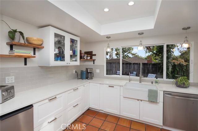 Detail Gallery Image 21 of 63 For 500 Manzanita Ave, Sierra Madre,  CA 91024 - 4 Beds | 2 Baths