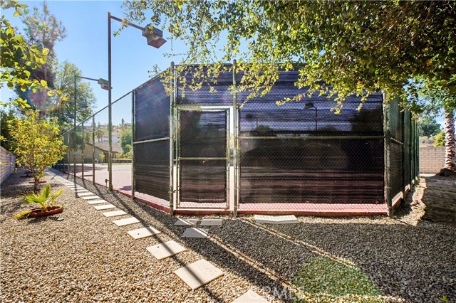 22329 Plummer Street, Chatsworth CA: https://media.crmls.org/medias/20877f0c-3d26-48ef-a9db-e0e01677d054.jpg