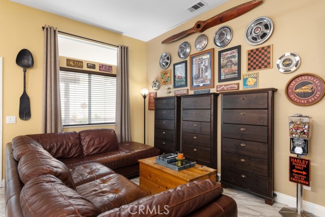 Detail Gallery Image 12 of 27 For 26452 Saint Michel Ln, Murrieta,  CA 92563 - 5 Beds | 2 Baths