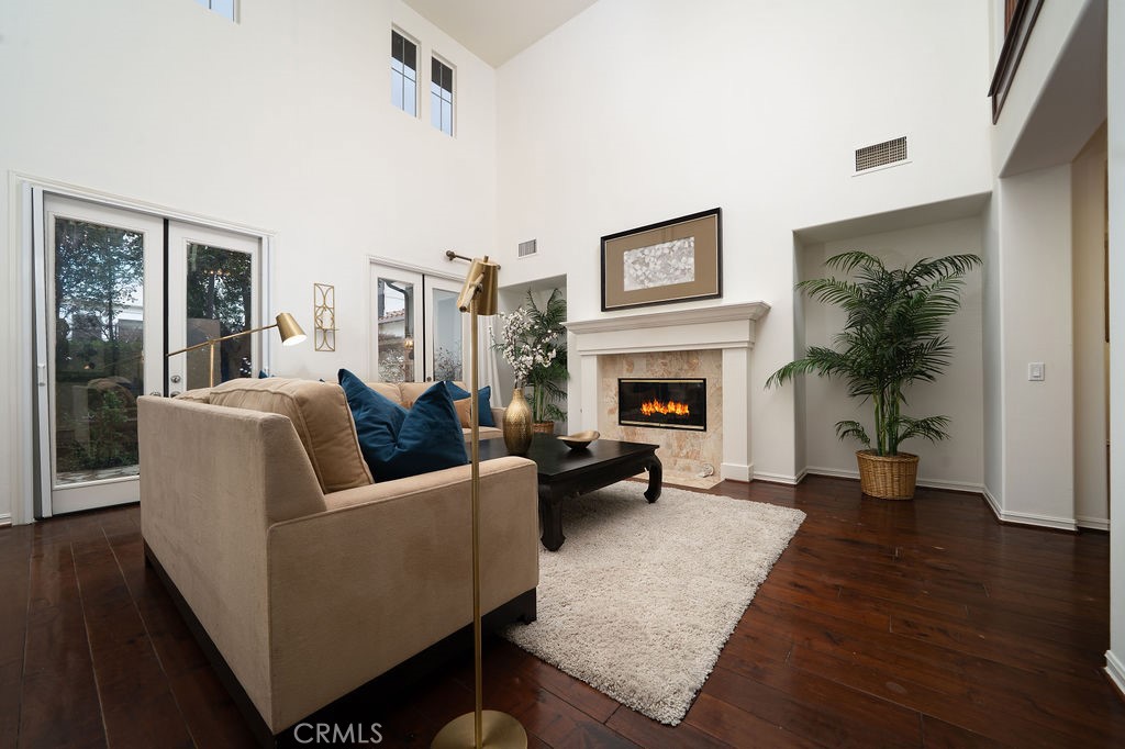 MLS #OC25255873 image #6