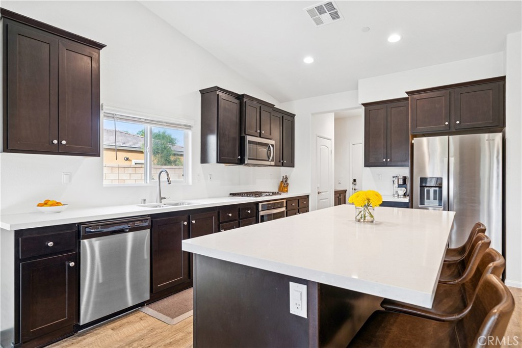 MLS #OC25259343 image #11