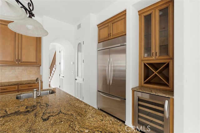 Detail Gallery Image 17 of 54 For 122 9th Street, Huntington Beach,  CA 92648 - 3 Beds | 3/2 Baths