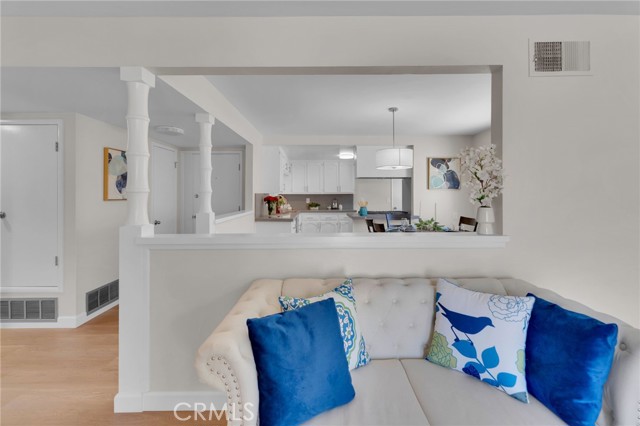 Detail Gallery Image 11 of 24 For 1309 Suffolk Ave, Glendora,  CA 91740 - 4 Beds | 2 Baths