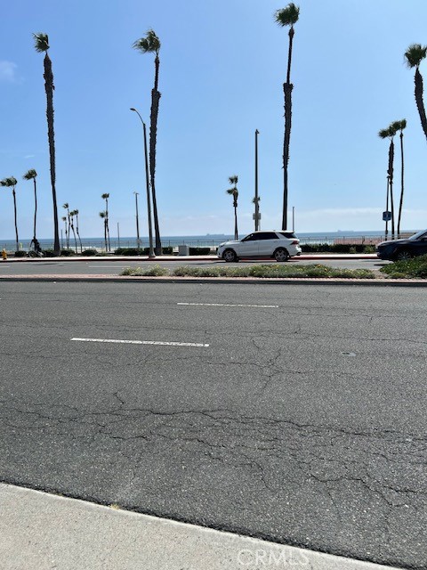 https://media.crmls.org/medias/208a8418-825c-441a-aa3d-3ae6252c4cc6.jpg?preset=X-Large