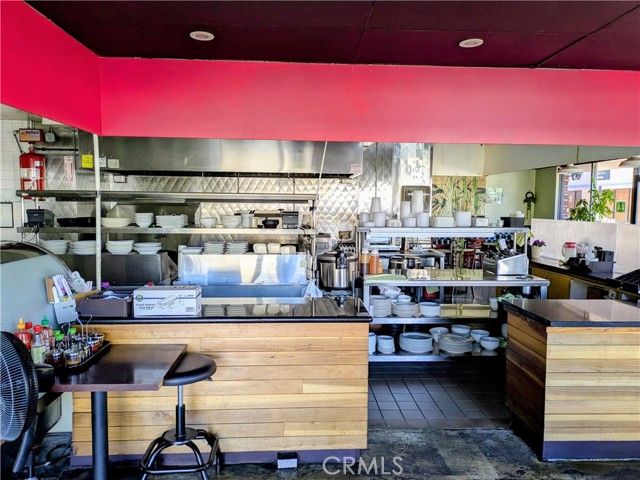  Commercial for Sale in Encino, California