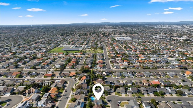 20571 Reef Lane, Huntington Beach CA: https://media.crmls.org/medias/208acfee-2838-4d1a-a781-174bcfc5056d.jpg