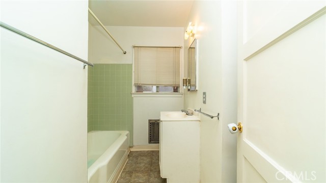 Detail Gallery Image 15 of 27 For 4914 Earle Ave, Rosemead,  CA 91770 - 3 Beds | 1 Baths