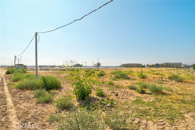 0 E 5th Street, San Bernardino CA: https://media.crmls.org/medias/208c3cd6-2913-4846-a456-008ec8624f3d.jpg