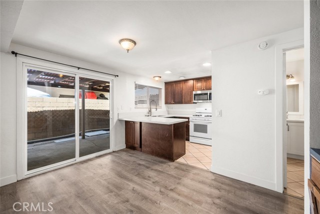 10395 Hammontree Drive, Garden Grove CA: https://media.crmls.org/medias/208cd438-b087-47a1-a3be-1efca57bd9c1.jpg