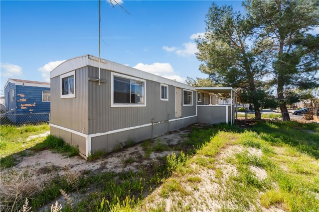 Detail Gallery Image 24 of 29 For 2013 Windharp, Rosamond,  CA 93560 - 2 Beds | 1 Baths