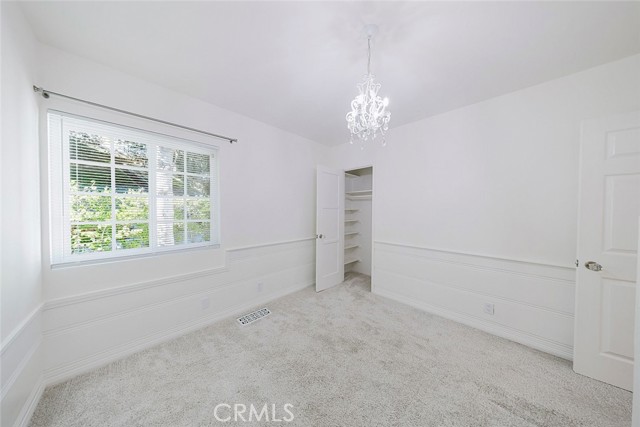 Detail Gallery Image 38 of 52 For 2255 E Chevy Chase Dr, Glendale,  CA 91206 - 4 Beds | 3 Baths