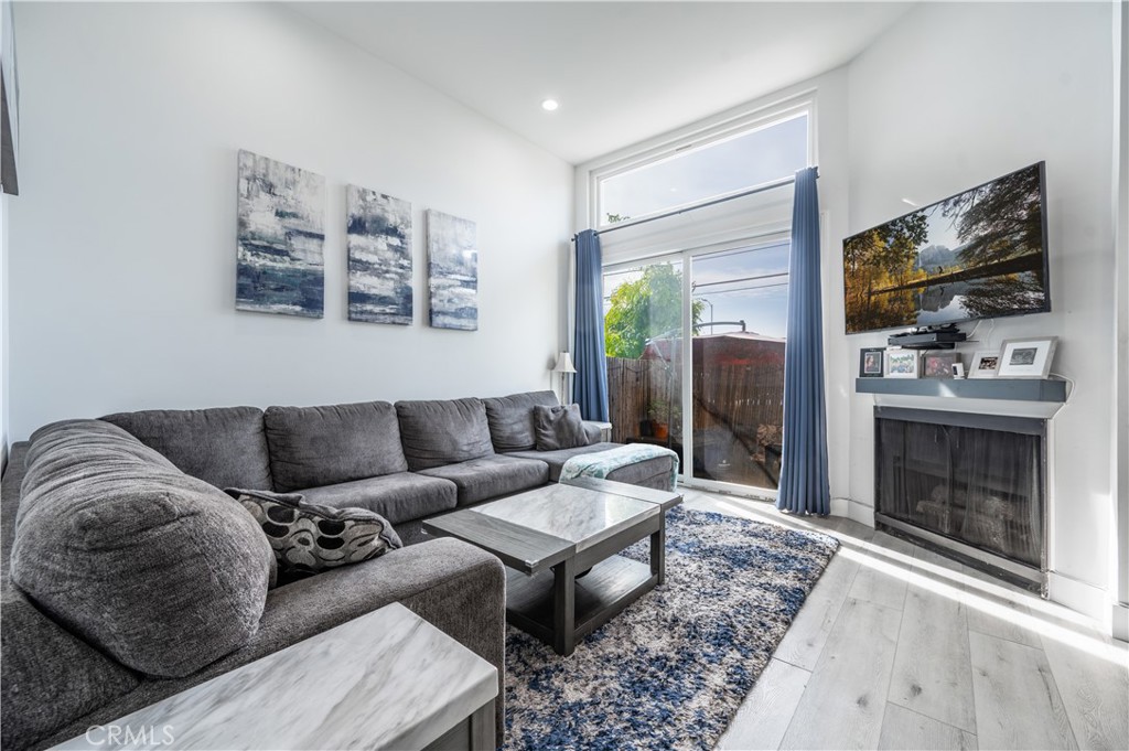 9950 Topanga Canyon Boulevard #5