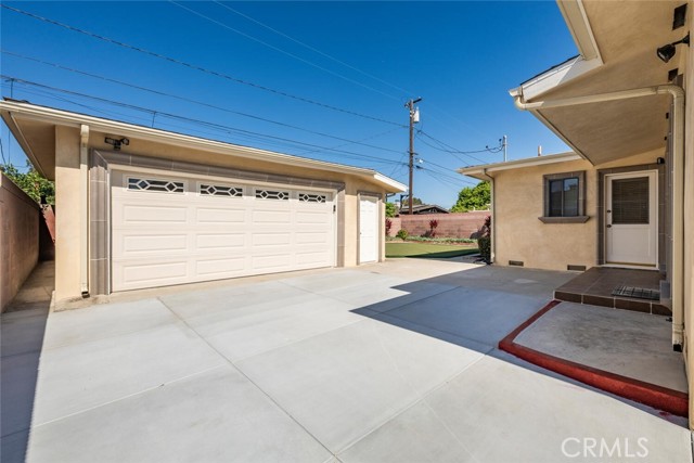 Detail Gallery Image 44 of 56 For 2701 Chatwin Ave, Long Beach,  CA 90815 - 3 Beds | 2 Baths