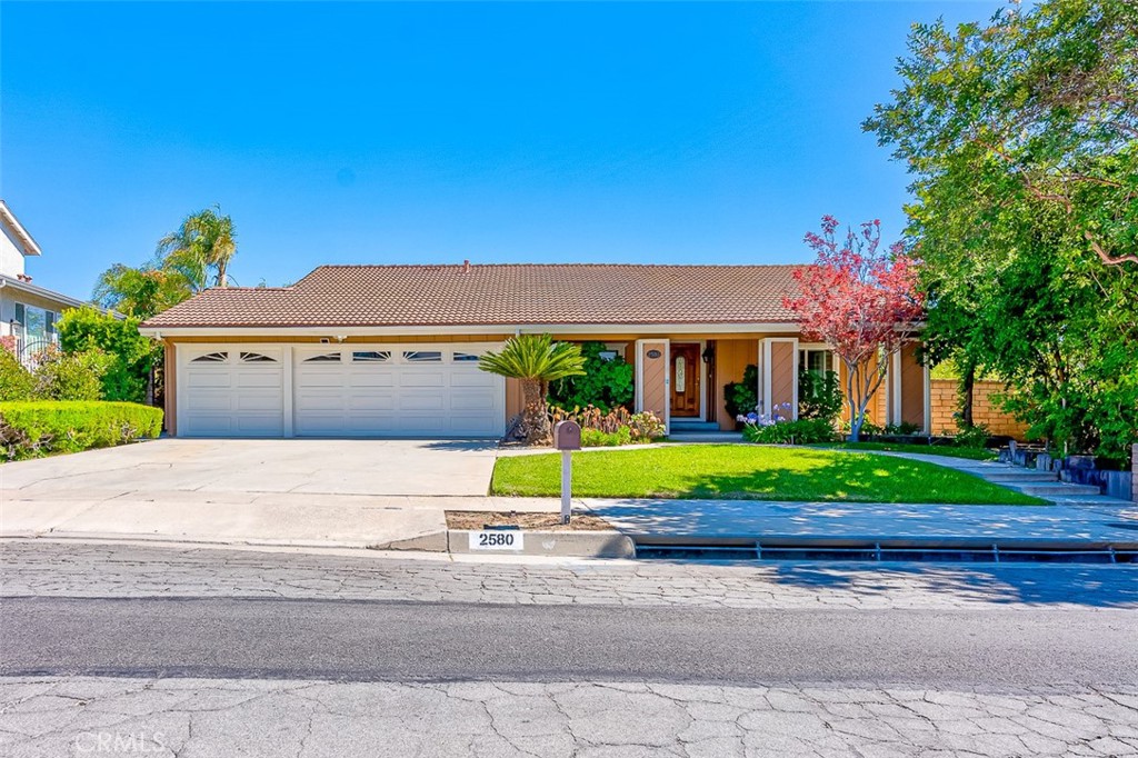 2580 Crown Way