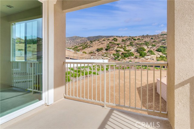 Detail Gallery Image 27 of 48 For 6536 Canyon Oaks Dr, Simi Valley,  CA 93063 - 5 Beds | 5/1 Baths
