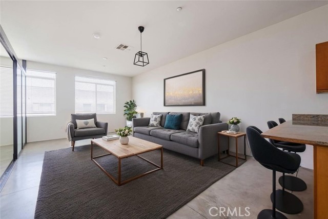 435 W Center Street, Anaheim CA: https://media.crmls.org/medias/208df17f-fdf6-4a60-96c4-3b7d44a15fc0.jpg