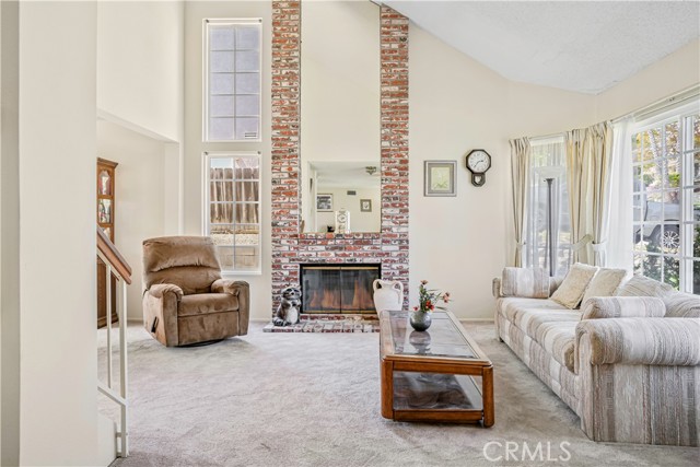 1426 Crestview Drive, Oceanside CA: https://media.crmls.org/medias/208e6271-9e51-4c65-8cd6-40f41ca8afa8.jpg