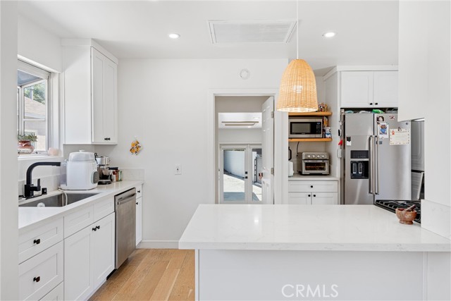 2912 Covina Street, Los Angeles CA: https://media.crmls.org/medias/208e7ac3-2dae-4e8d-9513-07d1ec356c46.jpg