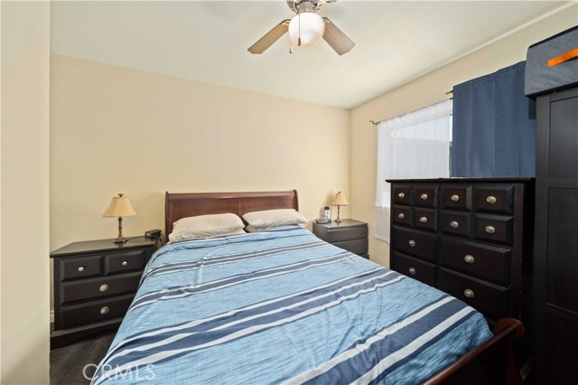 Detail Gallery Image 18 of 27 For 6838 Severn Dr, Paramount,  CA 90723 - 4 Beds | 2 Baths