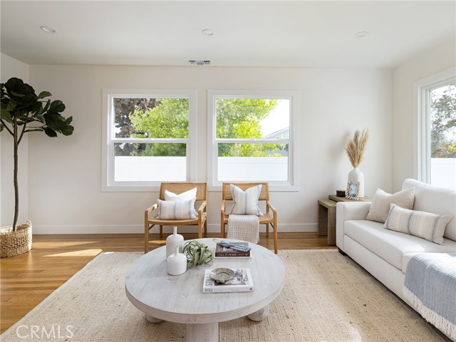 22105 Ellinwood Drive, Torrance CA: https://media.crmls.org/medias/208eaaf0-94ed-45e2-b3d9-f239081de222.jpg