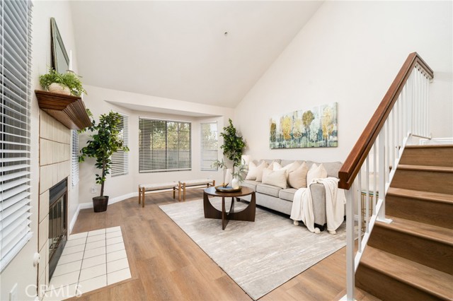 270 Fern Court, Azusa CA: https://media.crmls.org/medias/208ecb37-46f4-4427-8cef-4138e6a7dbda.jpg