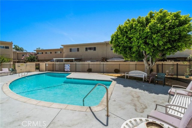 Detail Gallery Image 13 of 13 For 6339 Morse Ave #202,  North Hollywood,  CA 91606 - 3 Beds | 2 Baths