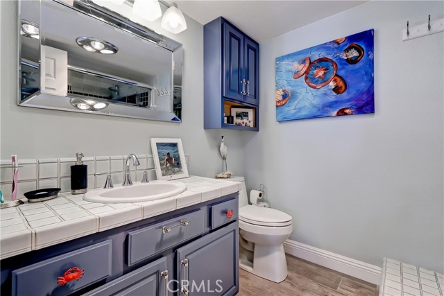 Detail Gallery Image 18 of 30 For 425 S Catalina #2,  Redondo Beach,  CA 90277 - 3 Beds | 3 Baths