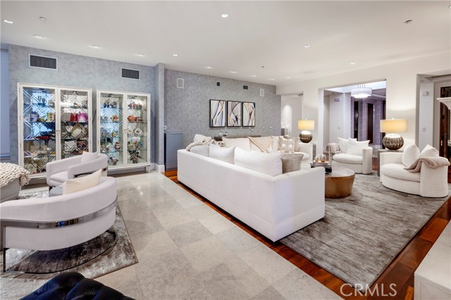 Image 11 of 57 For 345 Colorado Boulevard 404