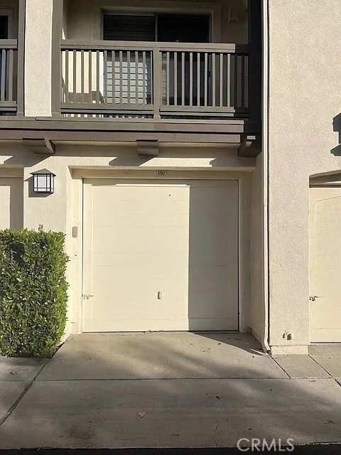 Detail Gallery Image 2 of 26 For 181 S Cross Creek Rd #E,  Orange,  CA 92869 - 1 Beds | 1 Baths