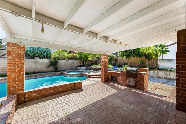 Detail Gallery Image 32 of 44 For 15030 Astoria St, Sylmar,  CA 91342 - 3 Beds | 2 Baths