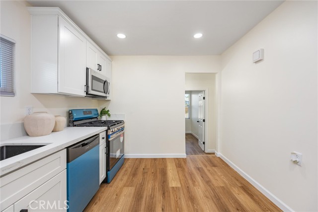 326 Water Street, Bakersfield CA: https://media.crmls.org/medias/2092d868-035d-4690-8eb2-add8ce07c3f0.jpg