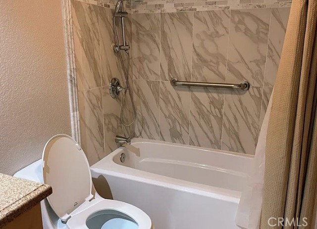 Detail Gallery Image 7 of 18 For 2247 Martinique Ln, Oxnard,  CA 93035 - 2 Beds | 2 Baths