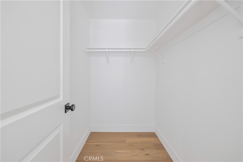 https://media.crmls.org/medias/20930ecf-7760-4a66-8990-d642c7c6fdf8.jpg?preset=X-Large