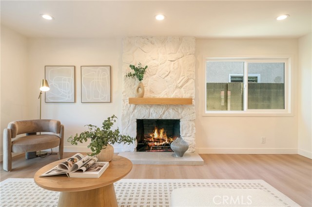 Detail Gallery Image 4 of 27 For 952 Cheyenne, Costa Mesa,  CA 92626 - 4 Beds | 2 Baths