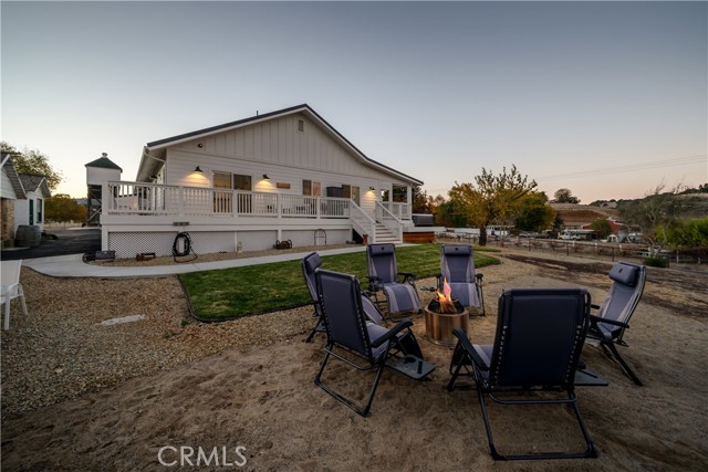 Detail Gallery Image 33 of 72 For 4101 Vineyard Dr, Paso Robles,  CA 93446 - 4 Beds | 3/1 Baths