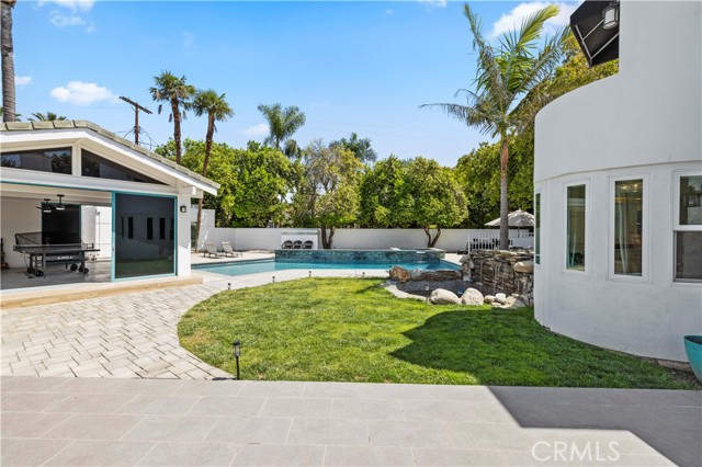 8944 Enfield, Sherwood Forest CA: https://media.crmls.org/medias/209486f4-f7d3-4e5d-90a9-f90144ac66ff.jpg