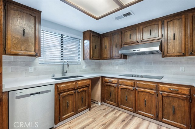 Detail Gallery Image 9 of 20 For 1629 Willow, Clovis,  CA 93612 - 2 Beds | 1/1 Baths
