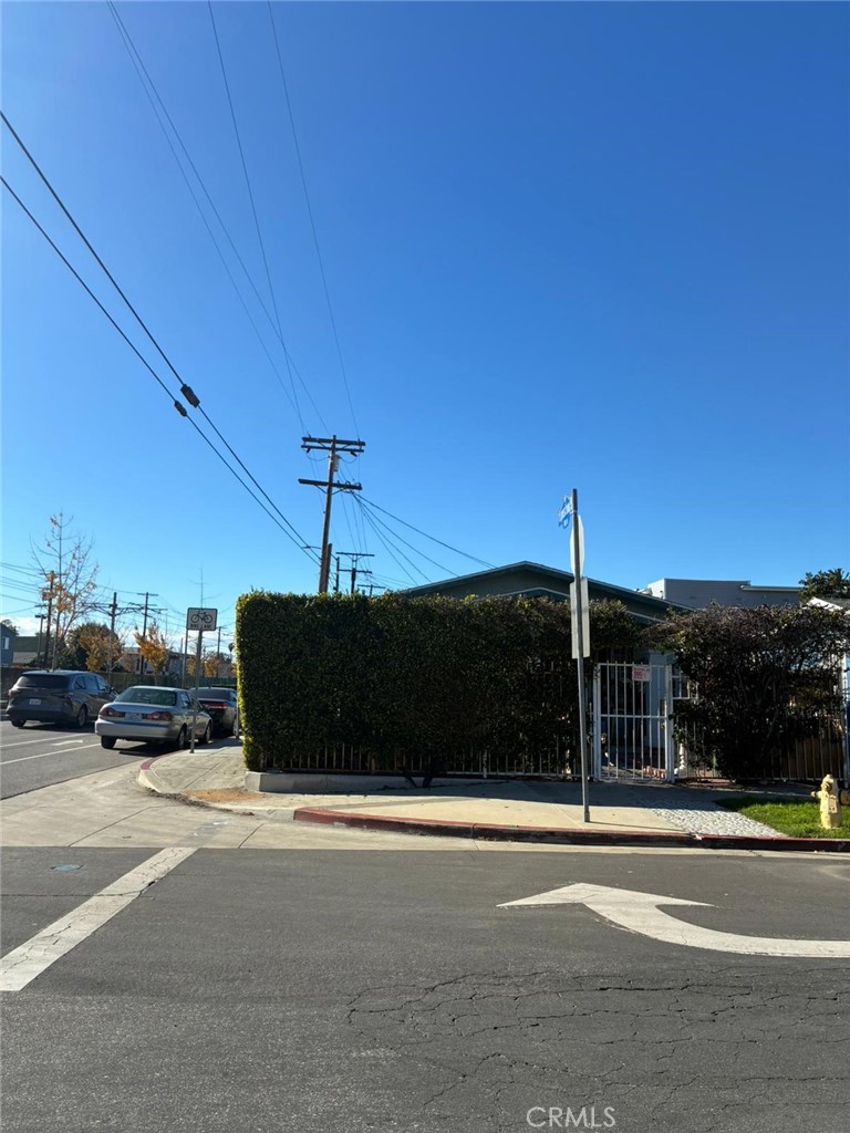 3771 S Catalina