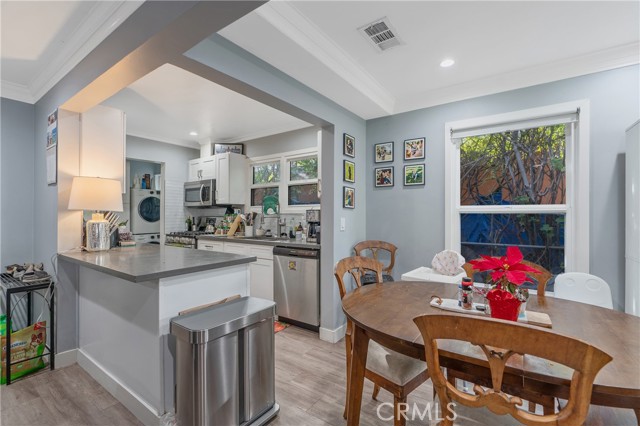 11938 Exposition Boulevard, Los Angeles CA: https://media.crmls.org/medias/2094dd43-c8fe-4e5a-a9fa-3dda2dd1d466.jpg