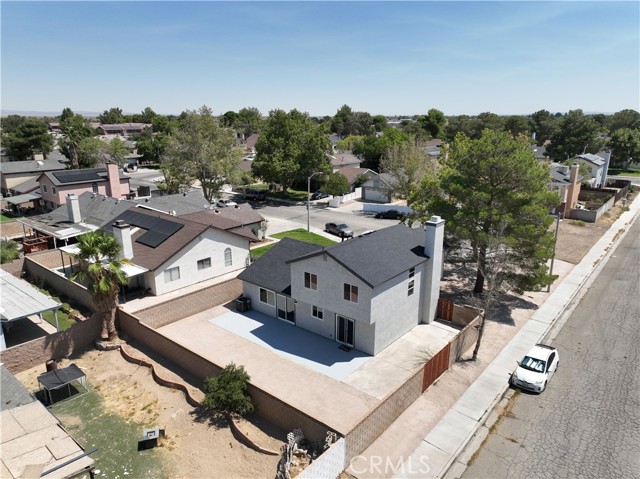 45119 Watford Avenue, Lancaster CA: https://media.crmls.org/medias/2094e4d6-0767-4cfe-8b37-b6c53d903ba9.jpg
