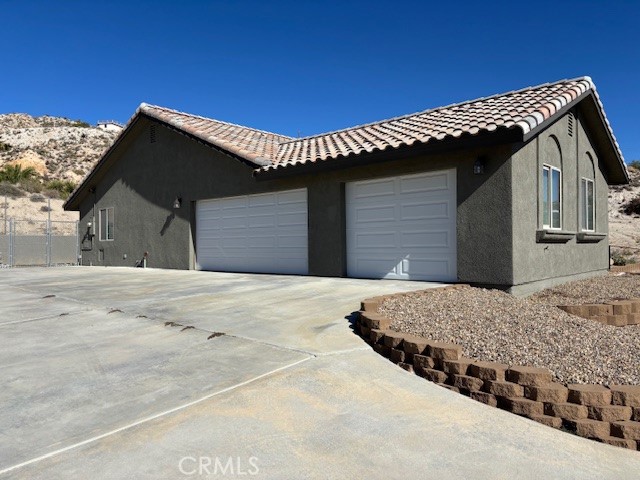 Detail Gallery Image 8 of 9 For 6202 Mandarin Rd, Yucca Valley,  CA 92284 - 4 Beds | 2 Baths