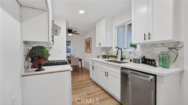 Detail Gallery Image 16 of 33 For 12136 Courser St, La Mirada,  CA 90638 - 4 Beds | 2 Baths