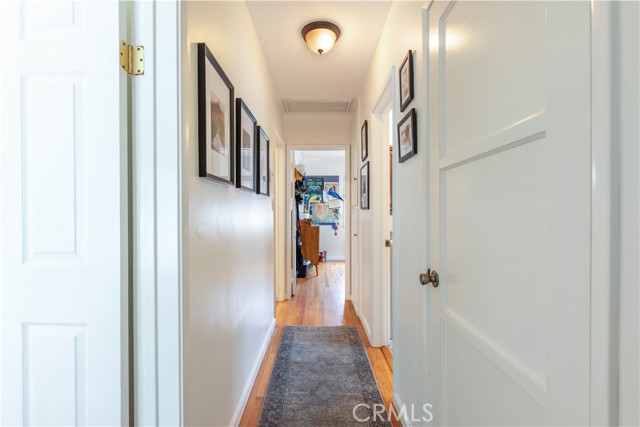5741 Candor, Lakewood CA: https://media.crmls.org/medias/20967680-5888-4288-8a0a-2bc81c905681.jpg