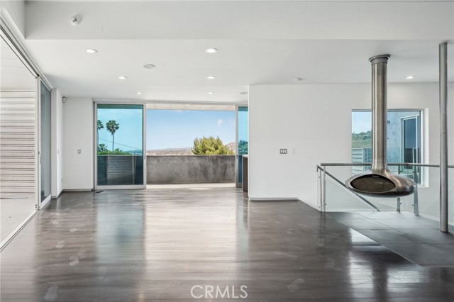 Detail Gallery Image 6 of 66 For 5251 Zakon Rd, Torrance,  CA 90505 - 4 Beds | 4 Baths