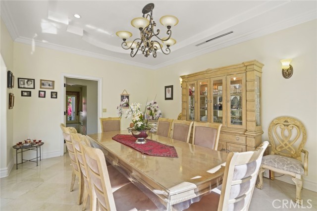5108 Otis Avenue, Tarzana CA: https://media.crmls.org/medias/2097481b-1efb-497e-a2a0-f4e466afb5db.jpg