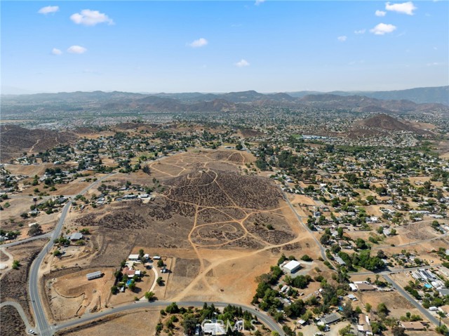 Detail Gallery Image 15 of 56 For 34104005 Palm Dr, Menifee,  CA 92587 - – Beds | – Baths